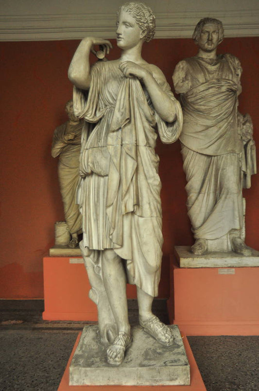 artemis known as the diana of gabii marble