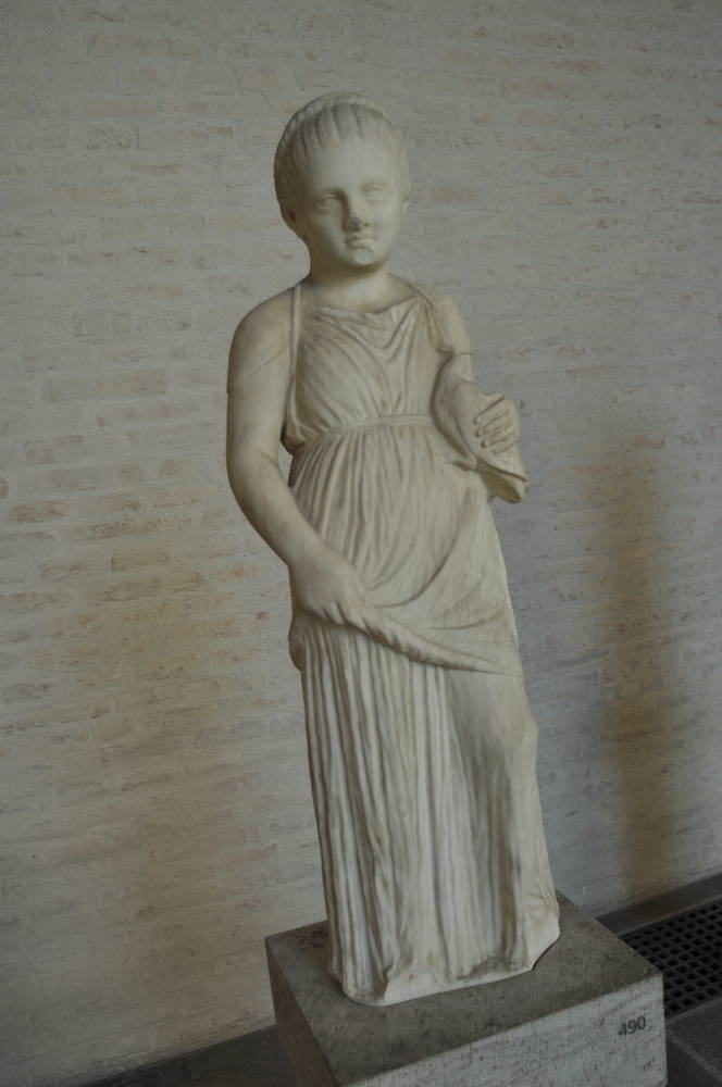 statue of a woman