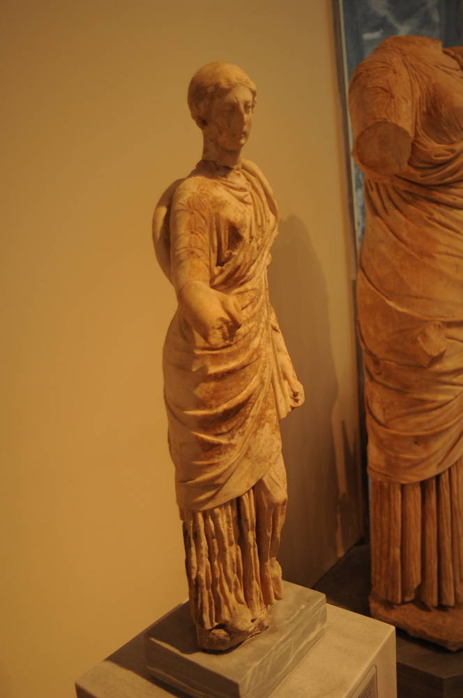 statuette of hygieia